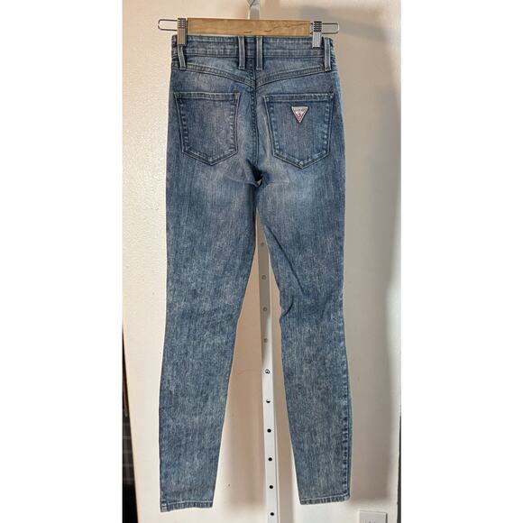 Guess 1981 Skinny Jeans Women’s Size 24 Medium Wash Stretch Denim - Picture 2 of 5